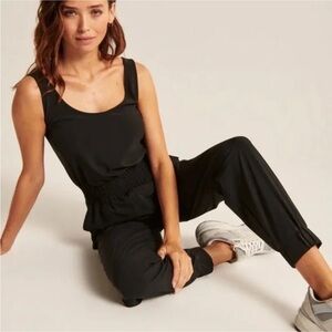 NWT Abercrombie & Fitch Traveler Jumpsuit